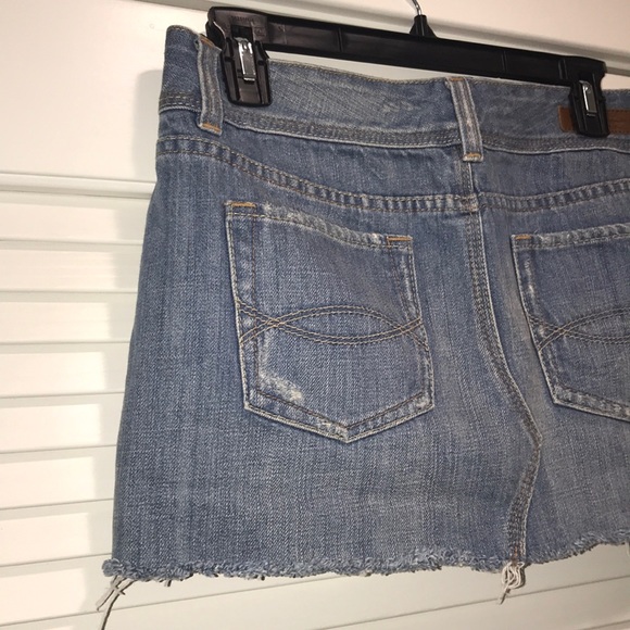 Abercrombie & Fitch Jeans MINI Skirt distressed torn - Picture 14 of 15